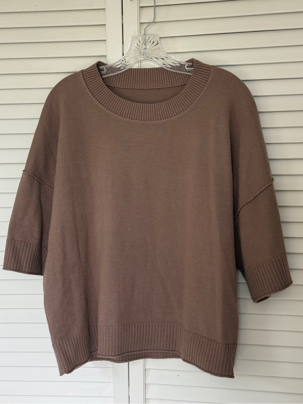 Oversized Short-Sleeve Sweater - Picture 6 of 9